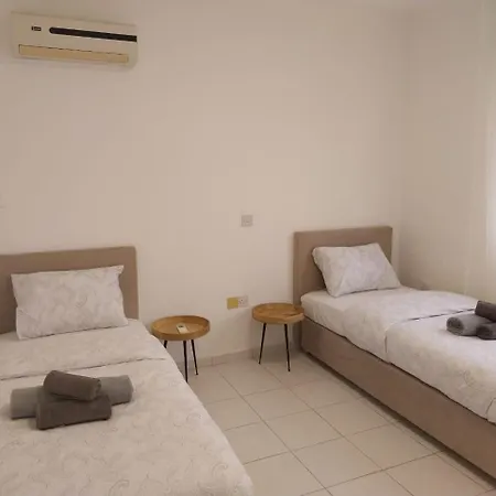 Sunny 2 Bed Home, In Universal Apartment Paphos